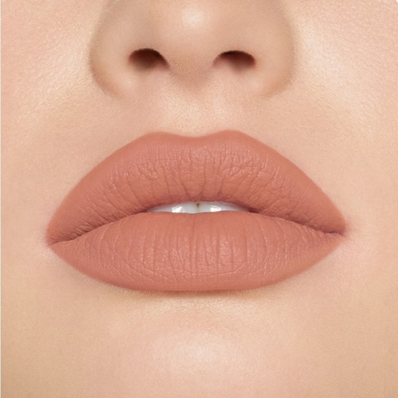 New in box Kylie Cosmetics Exposed Matte 701 lipstick and liner - Picture 4 of 4